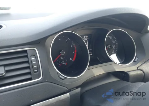 2018 Volkswagen Jetta 1.4T Se/1.4T Wolfsburg Edition from USA, damaged, VIN 3VWDB7AJ1JM244909